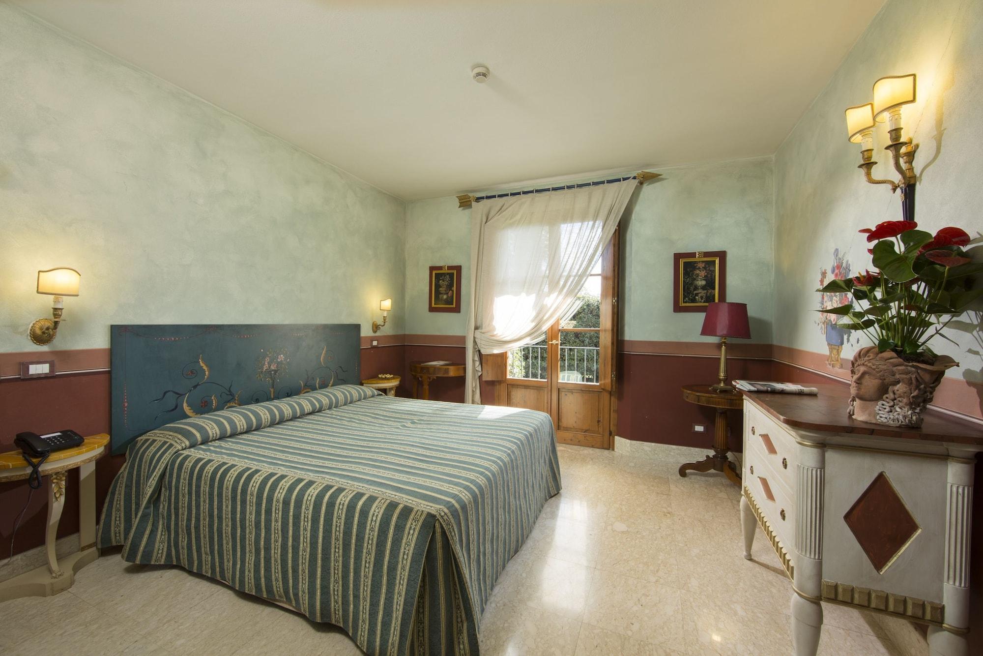 Hotel Il Piccolo Castello Monteriggioni Exterior foto